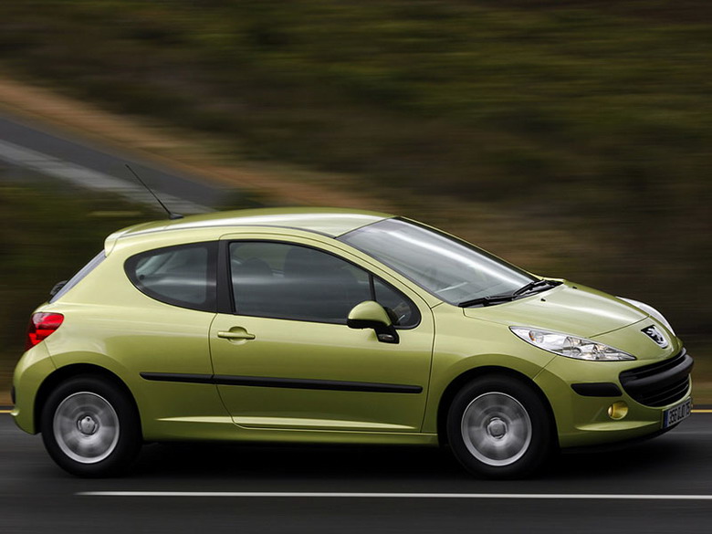 COMFORT VERSION OF PEUGEOT 207